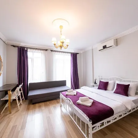 Frame Galata 3* Stambuł