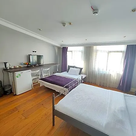 Frame Galata מלון 3*