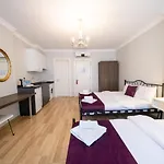 Frame Galata Hotel 3*